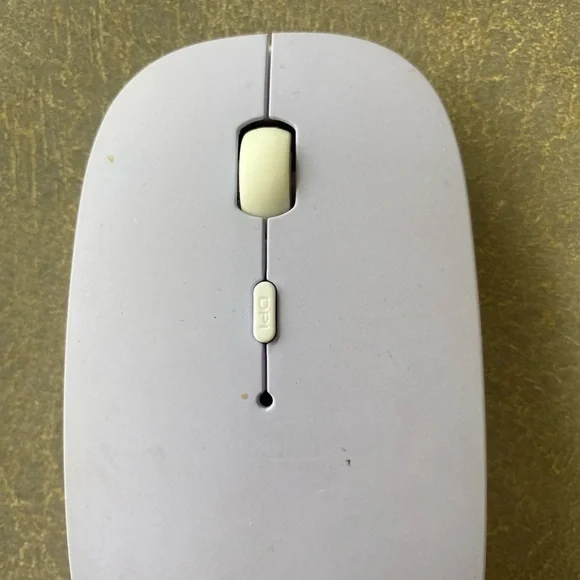 Purple Wireless Bluetooth Mouse - Picture 4 of 5